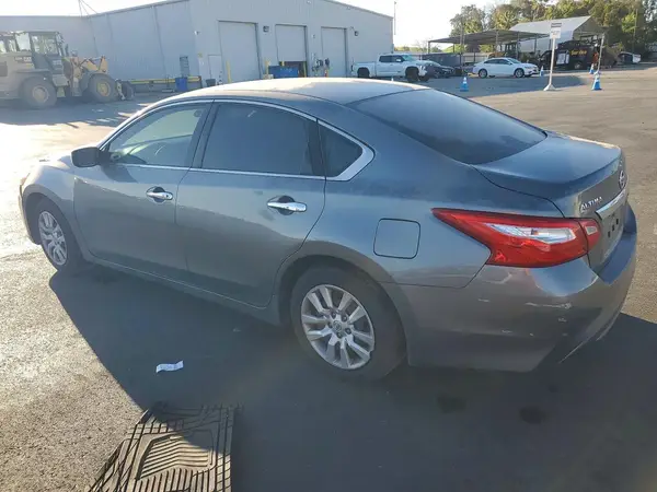1N4AL3AP5GC252138 2016 NISSAN ALTIMA - Image 2