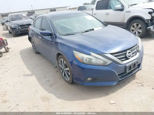 1N4AL3AP5GC256951 2016 NISSAN ALTIMA - Image 1