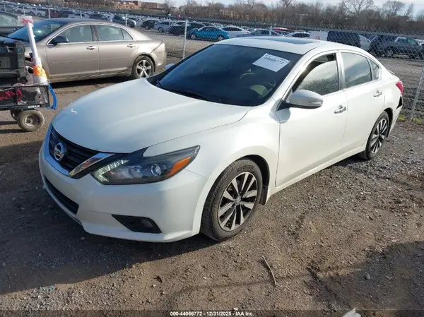 1N4AL3AP5GC258652 2016 NISSAN ALTIMA - Image 2