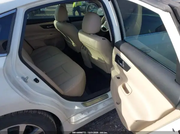 1N4AL3AP5GC258652 2016 NISSAN ALTIMA - Image 8