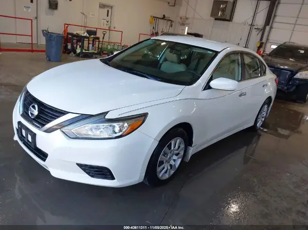 1N4AL3AP5GC272759 2016 NISSAN ALTIMA - Image 2