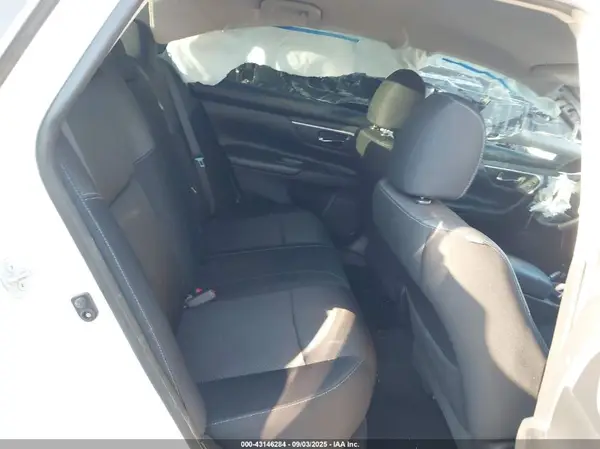 1N4AL3AP5GC278772 2016 NISSAN ALTIMA - Image 8