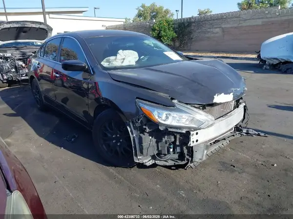 1N4AL3AP5GC282773 2016 NISSAN ALTIMA - Image 1