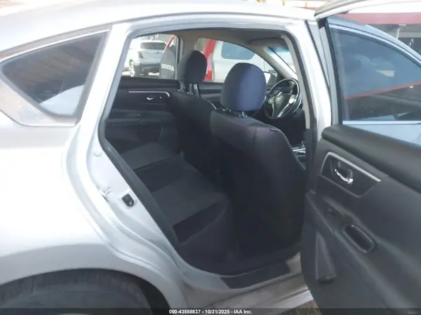 1N4AL3AP5GC285527 2016 NISSAN ALTIMA - Image 8