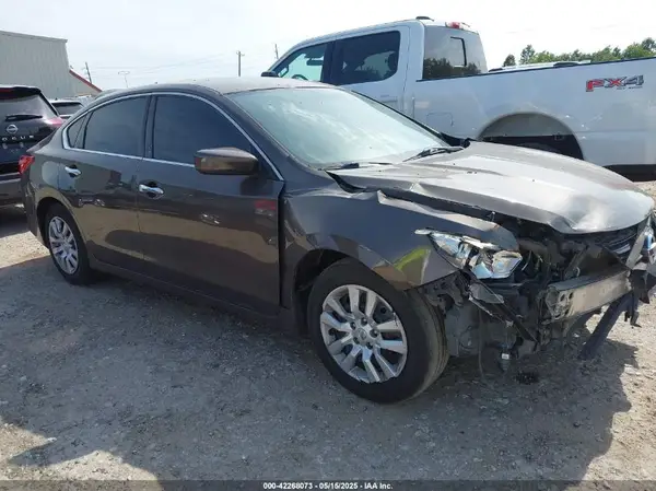 1N4AL3AP5GN304212 2016 NISSAN ALTIMA - Image 1