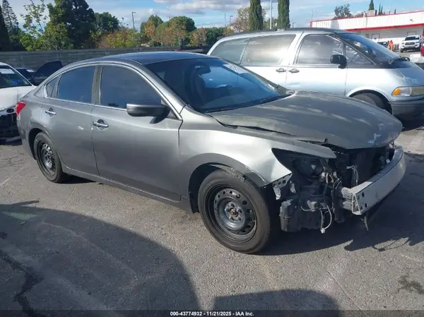 1N4AL3AP5GN311399 2016 NISSAN ALTIMA - Image 1