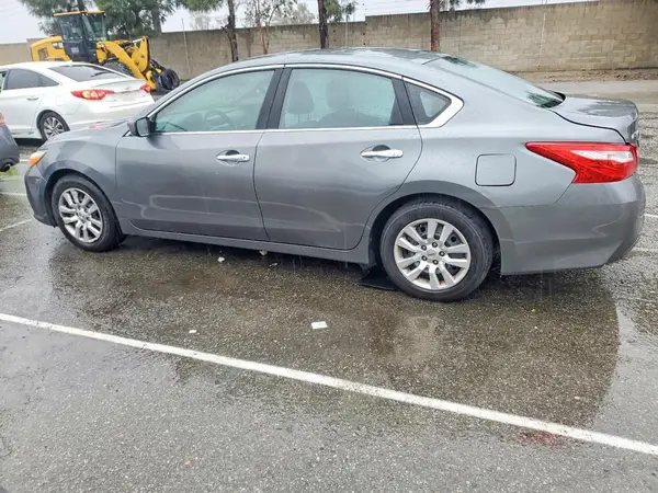 1N4AL3AP5GN315596 2016 NISSAN ALTIMA - Image 2