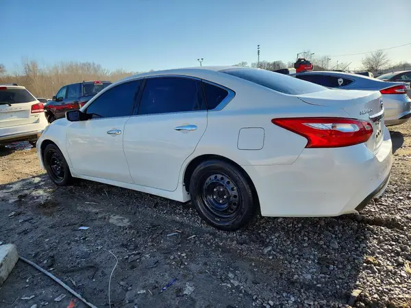 1N4AL3AP5GN320250 2016 NISSAN ALTIMA - Image 2