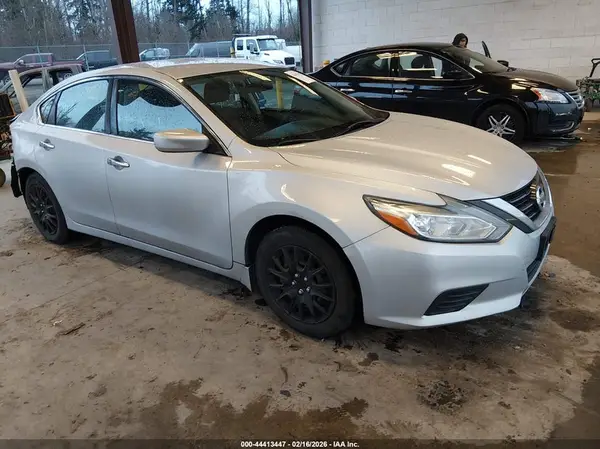 1N4AL3AP5GN323049 2016 NISSAN ALTIMA - Image 1