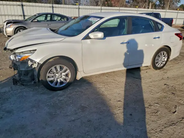 1N4AL3AP5GN346993 2016 NISSAN ALTIMA - Image 1