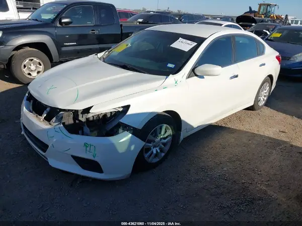 1N4AL3AP5GN379704 2016 NISSAN ALTIMA - Image 2