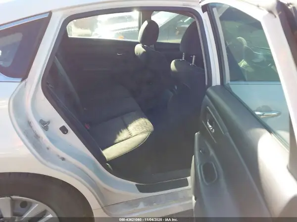1N4AL3AP5GN379704 2016 NISSAN ALTIMA - Image 8