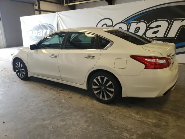 1N4AL3AP5HC109627 2017 NISSAN ALTIMA - Image 2