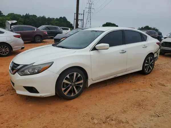 1N4AL3AP5HC109658 2017 NISSAN ALTIMA - Image 1