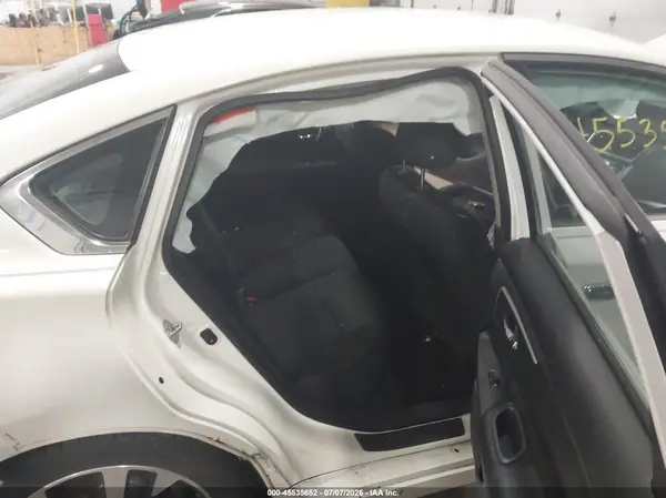1N4AL3AP5HC110454 2017 NISSAN ALTIMA - Image 8