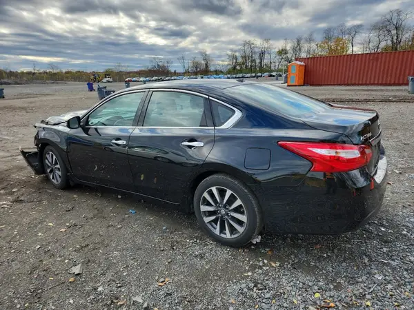 1N4AL3AP5HC110843 2017 NISSAN ALTIMA - Image 2