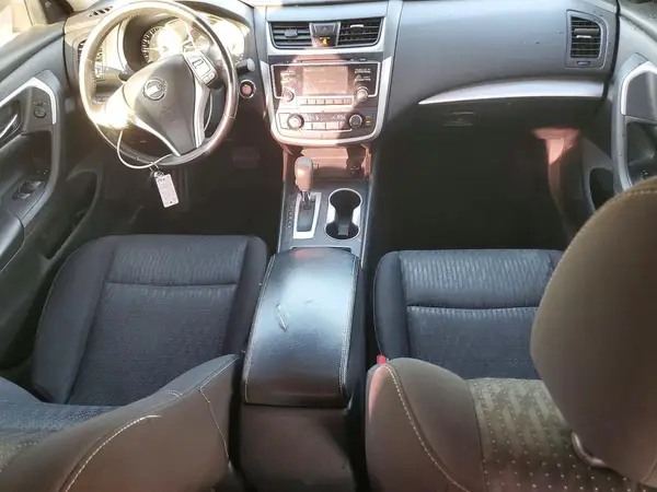 1N4AL3AP5HC111880 2017 NISSAN ALTIMA - Image 8