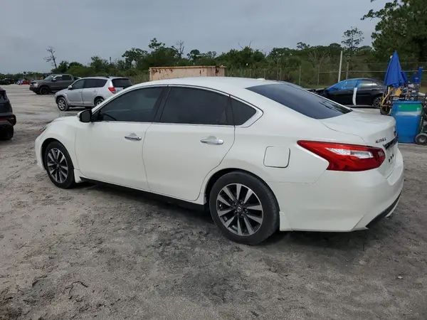 1N4AL3AP5HC121549 2017 NISSAN ALTIMA - Image 2