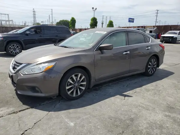 1N4AL3AP5HC122605 2017 NISSAN ALTIMA - Image 1
