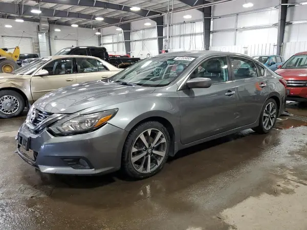 1N4AL3AP5HC123110 2017 NISSAN ALTIMA - Image 1