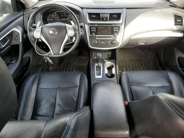 1N4AL3AP5HC123110 2017 NISSAN ALTIMA - Image 8