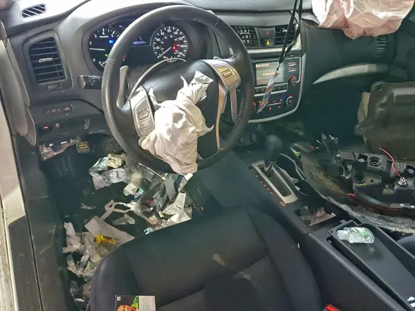 1N4AL3AP5HC123303 2017 NISSAN ALTIMA - Image 8