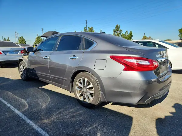 1N4AL3AP5HC124029 2017 NISSAN ALTIMA - Image 2