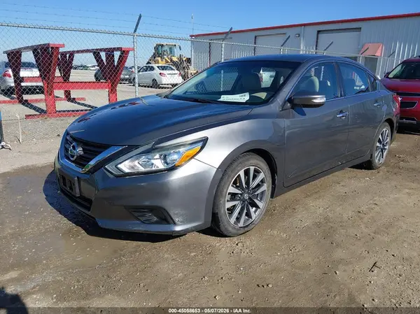 1N4AL3AP5HC124077 2017 NISSAN ALTIMA - Image 2