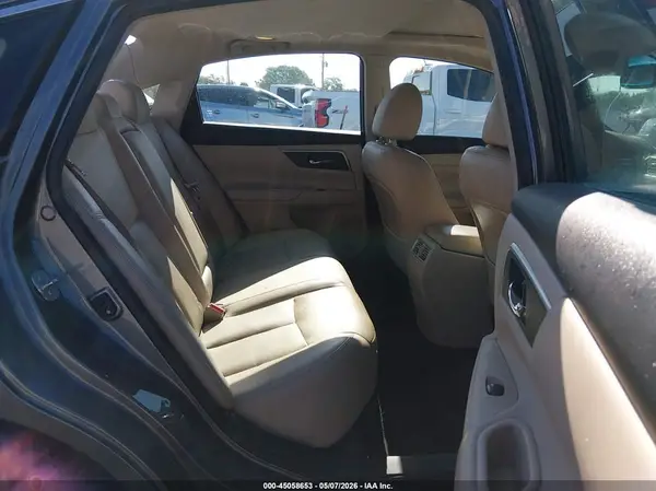 1N4AL3AP5HC124077 2017 NISSAN ALTIMA - Image 8