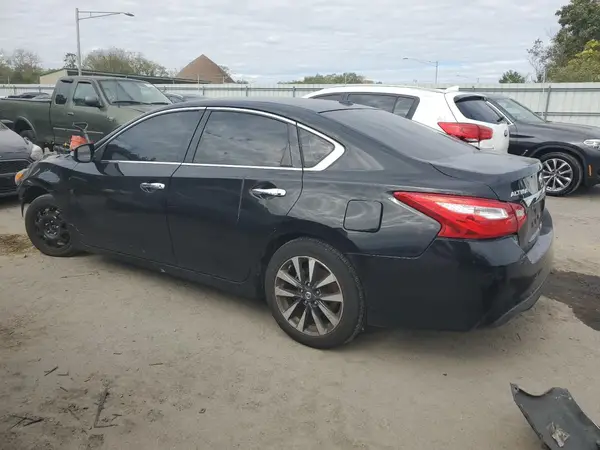 1N4AL3AP5HC124645 2017 NISSAN ALTIMA - Image 2