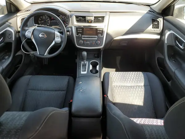 1N4AL3AP5HC124824 2017 NISSAN ALTIMA - Image 8
