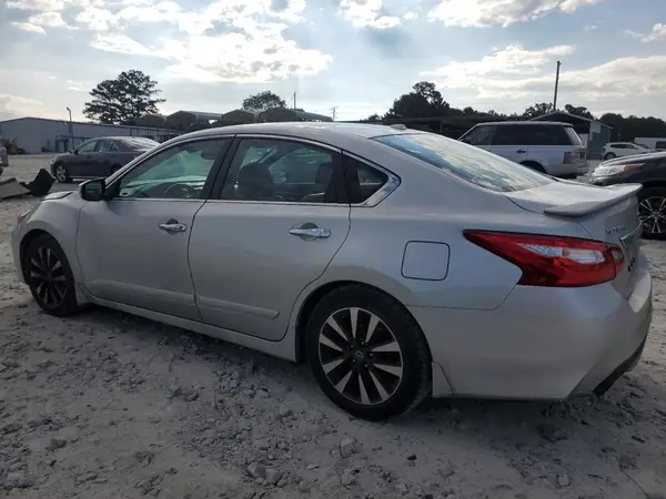 1N4AL3AP5HC125679 2017 NISSAN ALTIMA - Image 2
