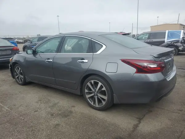 1N4AL3AP5HC128369 2017 NISSAN ALTIMA - Image 2