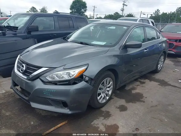 1N4AL3AP5HC129246 2017 NISSAN ALTIMA - Image 2