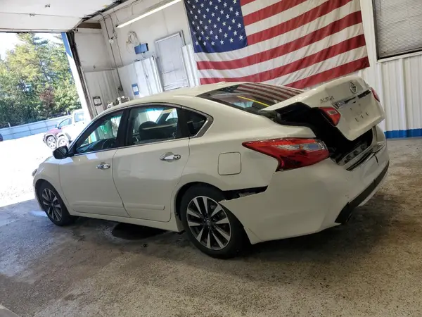 1N4AL3AP5HC130574 2017 NISSAN ALTIMA - Image 2