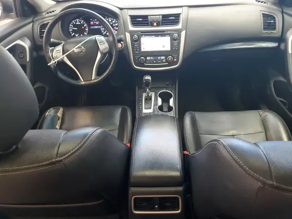 1N4AL3AP5HC130574 2017 NISSAN ALTIMA - Image 8