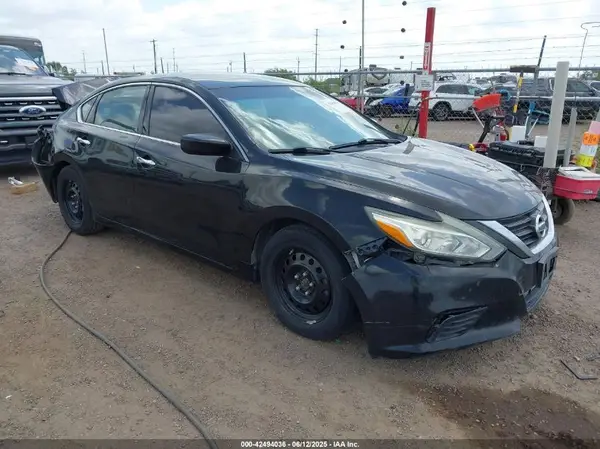1N4AL3AP5HC130980 2017 NISSAN ALTIMA - Image 1