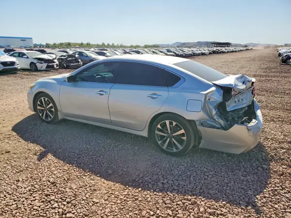 1N4AL3AP5HC132163 2017 NISSAN ALTIMA - Image 2