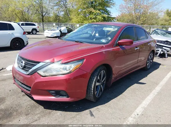 1N4AL3AP5HC135743 2017 NISSAN ALTIMA - Image 2