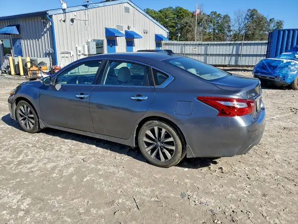 1N4AL3AP5HC136133 2017 NISSAN ALTIMA - Image 2