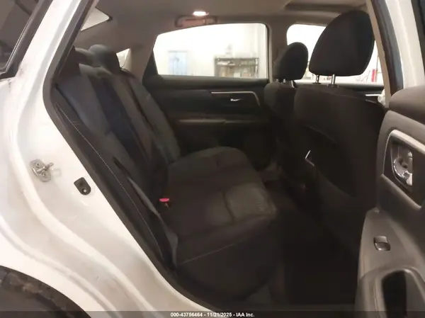 1N4AL3AP5HC137346 2017 NISSAN ALTIMA - Image 8
