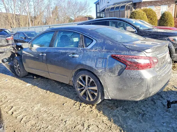 1N4AL3AP5HC138044 2017 NISSAN ALTIMA - Image 2