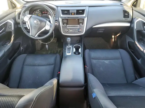 1N4AL3AP5HC138044 2017 NISSAN ALTIMA - Image 8