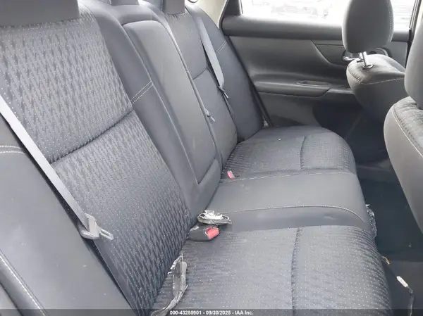 1N4AL3AP5HC142966 2017 NISSAN ALTIMA - Image 8