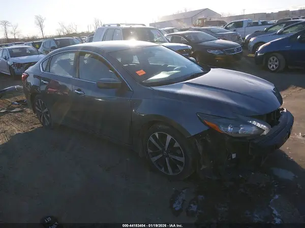 1N4AL3AP5HC146015 2017 NISSAN ALTIMA - Image 1