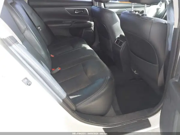 1N4AL3AP5HC147276 2017 NISSAN ALTIMA - Image 8