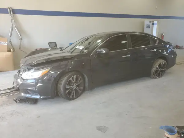 1N4AL3AP5HC147391 2017 NISSAN ALTIMA - Image 1