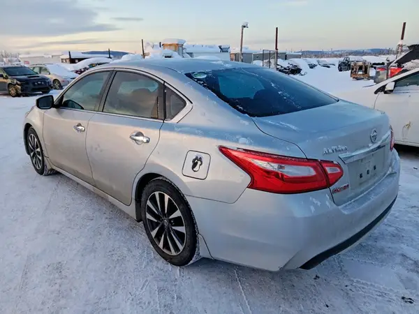 1N4AL3AP5HC150498 2017 NISSAN ALTIMA - Image 2