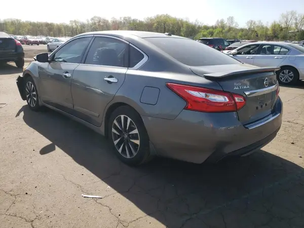 1N4AL3AP5HC151263 2017 NISSAN ALTIMA - Image 2