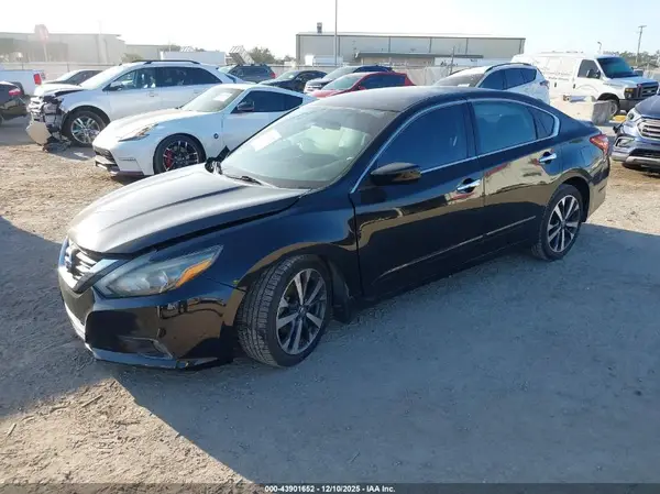 1N4AL3AP5HC152056 2017 NISSAN ALTIMA - Image 2